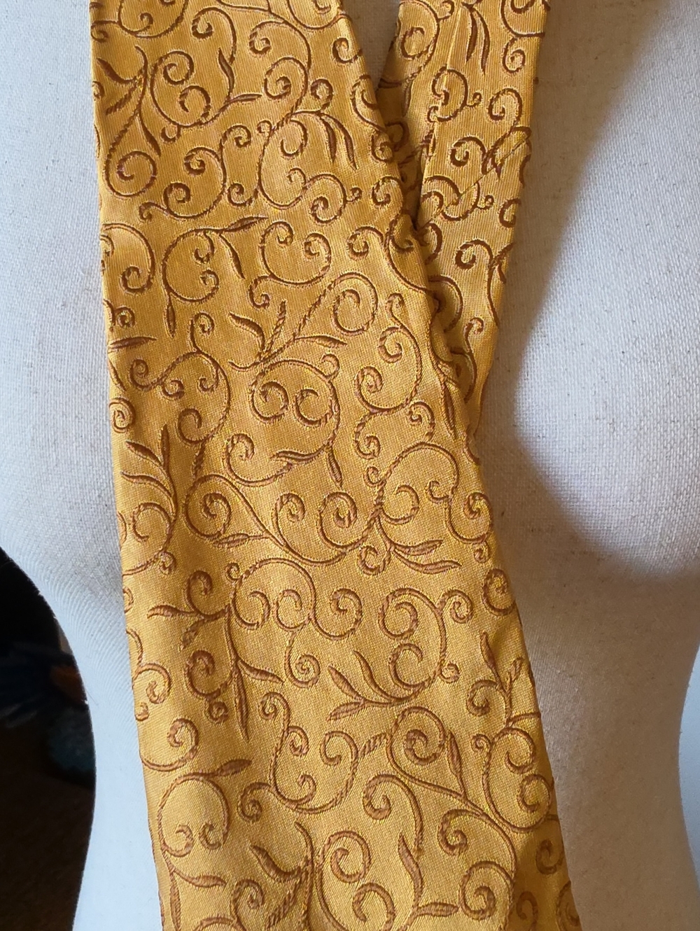 Versace Baroque Gold Scroll Silk Tie